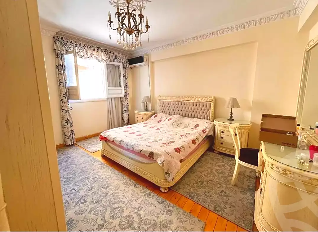 https://aqarmap.com.eg/ar/listing/6991514-for-sale-alexandria-camp-cesar-port-said-street