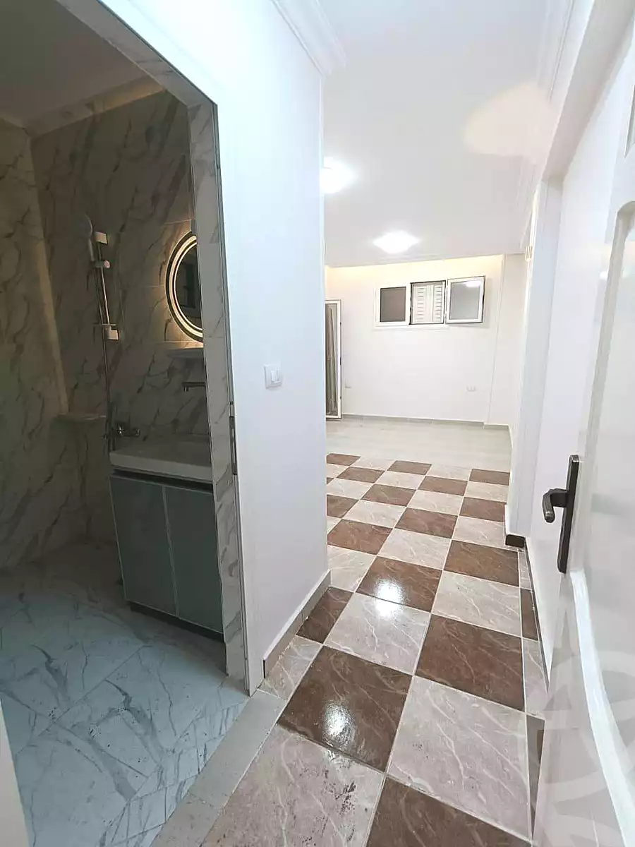 https://aqarmap.com.eg/ar/listing/6991765-for-sale-alexandria-al-agamy-lbytsh-shahr-al-assal-st