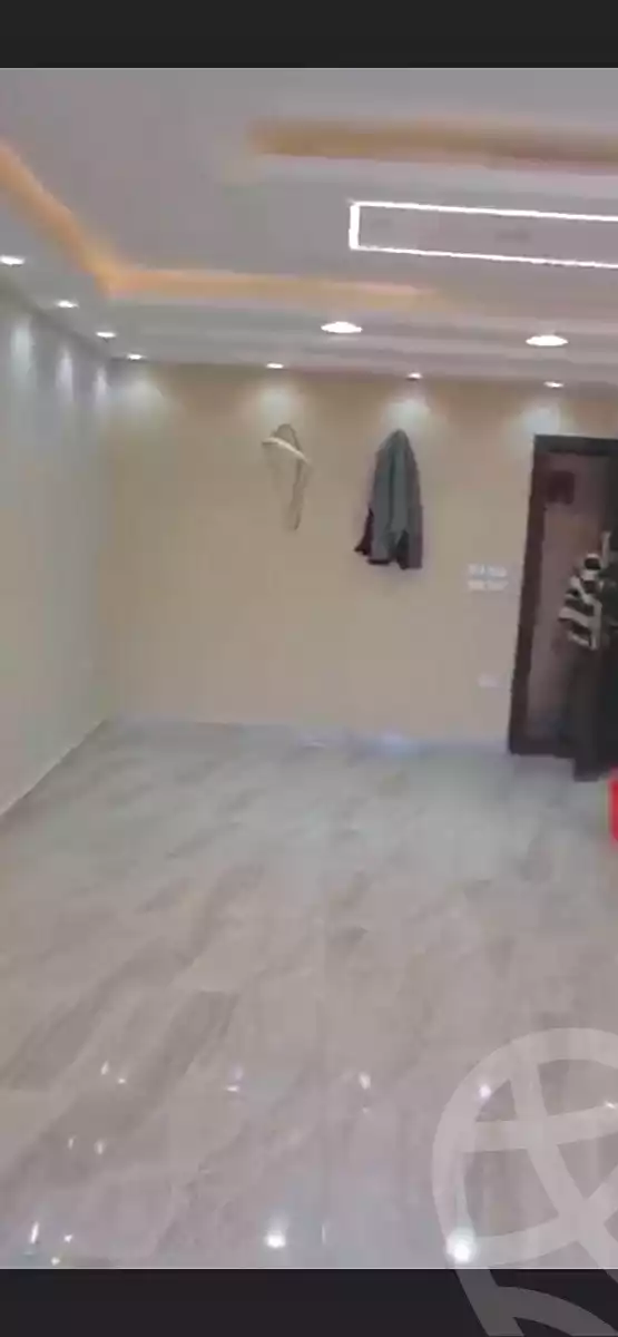 https://aqarmap.com.eg/ar/listing/6991777-for-rent-cairo-new-cairo-compounds-the-square