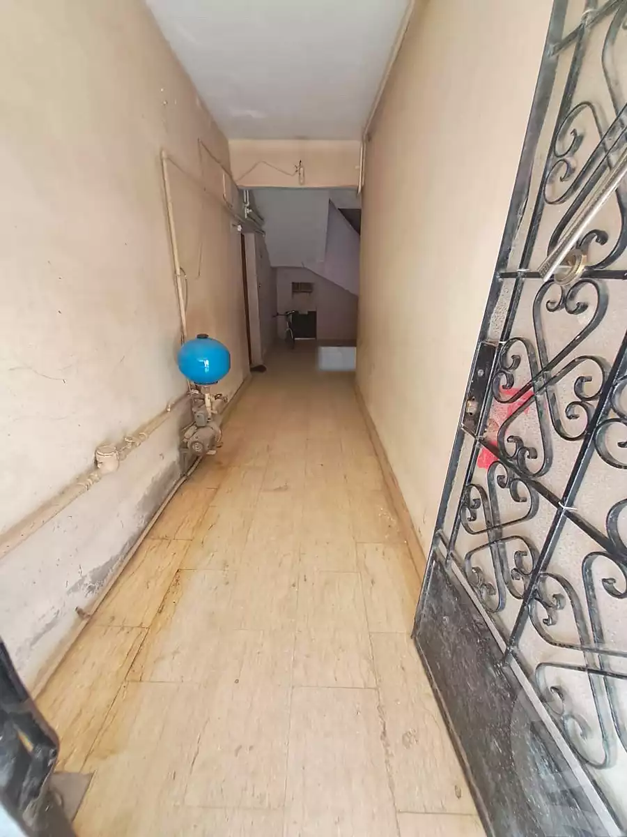 https://aqarmap.com.eg/en/listing/6991979-for-sale-cairo-helwan-hadayek-helwan-el-shareef-st