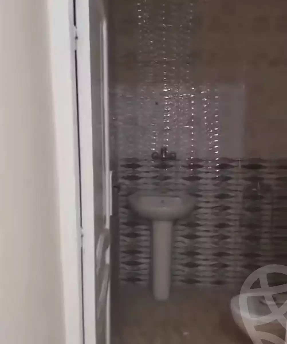https://aqarmap.com.eg/en/listing/6992087-for-rent-alexandria-al-agamy-lbytsh
