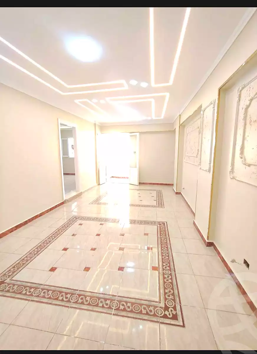 https://aqarmap.com.eg/ar/listing/6992436-for-sale-alexandria-sydy-bshr-sydy-bshr-bhry-shr-khld-bn-lwlyd