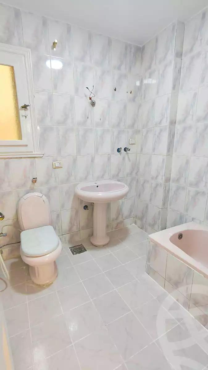 https://aqarmap.com.eg/en/listing/6992548-for-sale-alexandria-al-agamy-shataa-el-nakheel