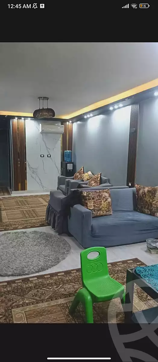 https://aqarmap.com.eg/ar/listing/6992671-for-sale-cairo-helwan-ahmed-enci-st