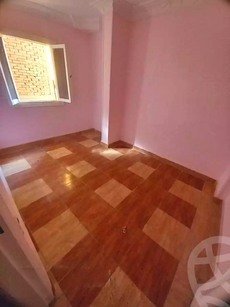 https://aqarmap.com.eg/ar/listing/6992807-for-sale-alexandria-al-agamy-lbytsh-el-saleheen-mosque-st