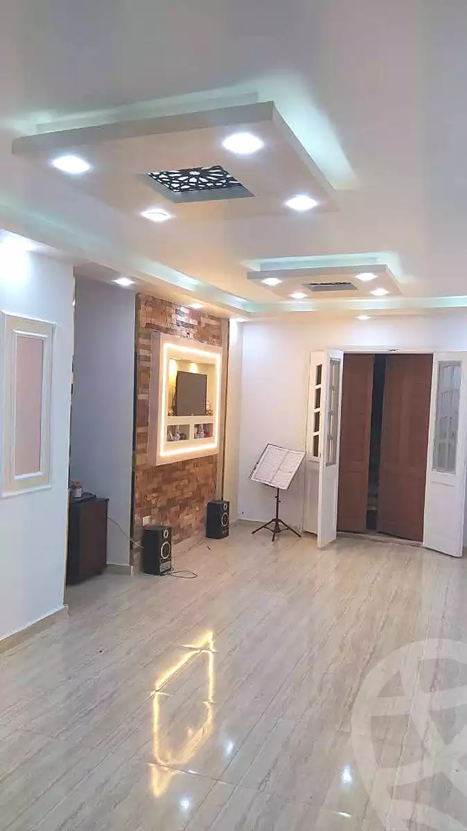 https://aqarmap.com.eg/ar/listing/6993177-for-sale-alexandria-al-agamy-el-hanouvel