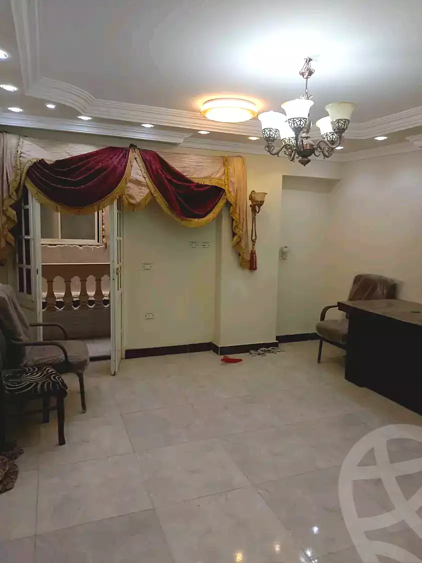https://aqarmap.com.eg/ar/listing/6993211-for-sale-cairo-ain-shams-ain-shams-el-sharkia-el-zahraa-st