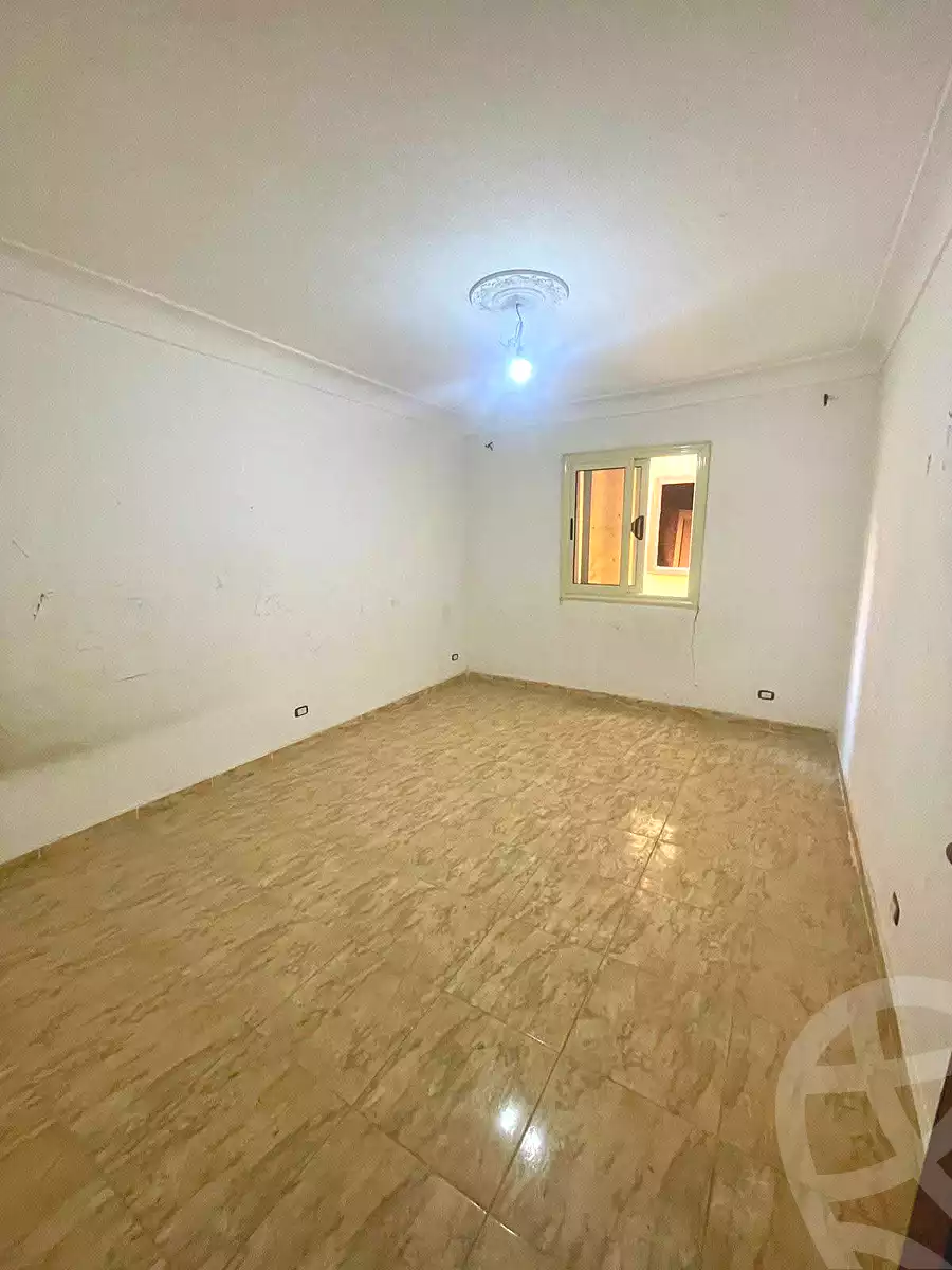 https://aqarmap.com.eg/ar/listing/6993896-for-sale-alexandria-al-agamy-lbytsh-shahr-al-assal-st