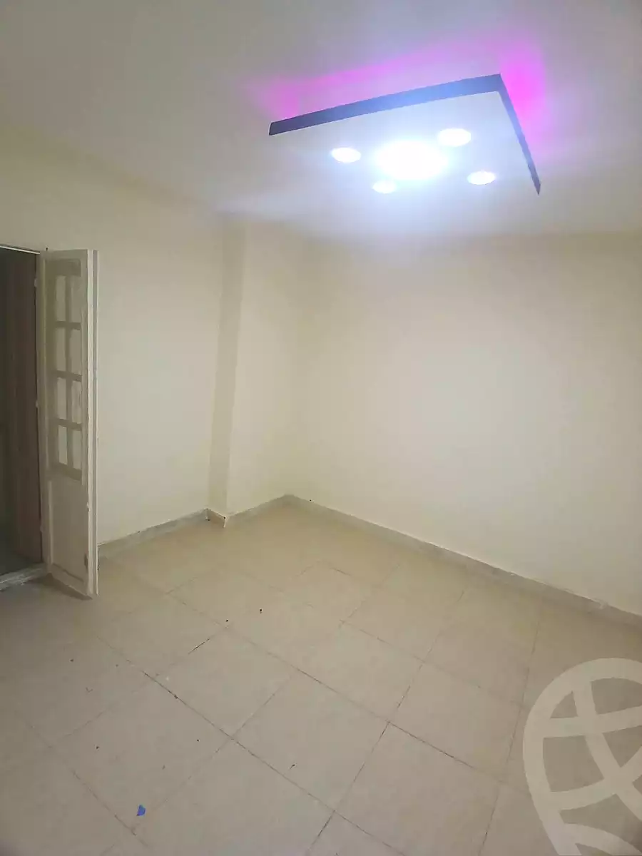 https://aqarmap.com.eg/en/listing/6993967-for-sale-alexandria-al-agamy-lbytsh-ibrahim-othman-st