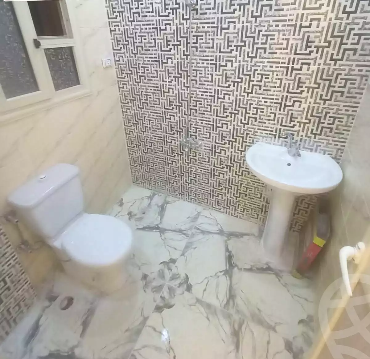 https://aqarmap.com.eg/en/listing/6993984-for-sale-alexandria-al-agamy-lbytsh-ain-shams-st