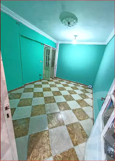 https://aqarmap.com.eg/en/listing/6994030-for-sale-cairo-helwan-helwan-el-sharkeya-khesro-basha-st