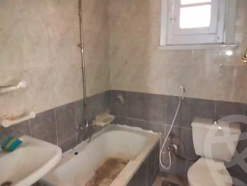 https://aqarmap.com.eg/ar/listing/6994494-for-rent-alexandria-al-agamy-el-kilo-21