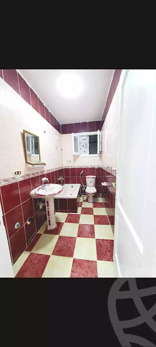 https://aqarmap.com.eg/en/listing/6994949-for-sale-alexandria-al-agamy-shataa-el-nakheel-no-8-st