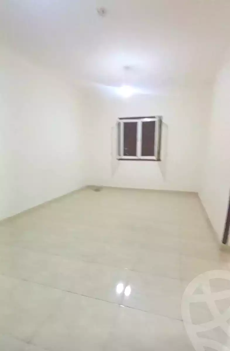 https://aqarmap.com.eg/ar/listing/6994978-for-sale-cairo-helwan-mostafa-fahmy-st