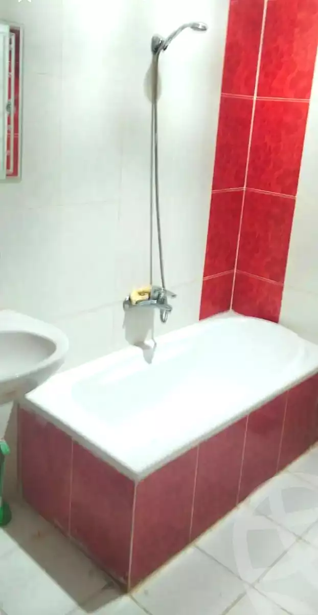 https://aqarmap.com.eg/ar/listing/6995013-for-sale-alexandria-el-asafra-shr-45