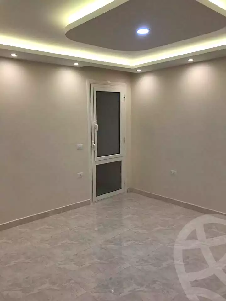 https://aqarmap.com.eg/en/listing/6995301-for-rent-alexandria-el-montazah-compounds-in-el-montazah-royal-plaza-compound-al-halawany