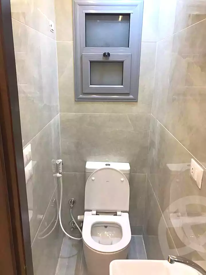 https://aqarmap.com.eg/en/listing/6995301-for-rent-alexandria-el-montazah-compounds-in-el-montazah-royal-plaza-compound-al-halawany