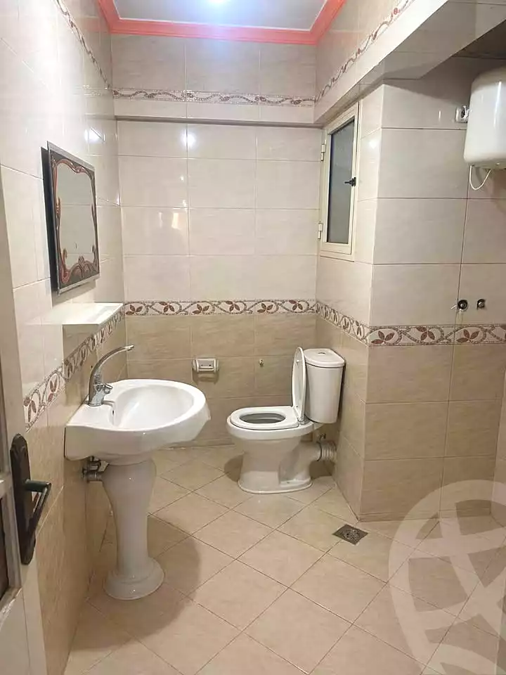 https://aqarmap.com.eg/ar/listing/6995350-for-sale-alexandria-sydy-bshr-sydy-bshr-bhry-gamal-abd-el-nasir-st