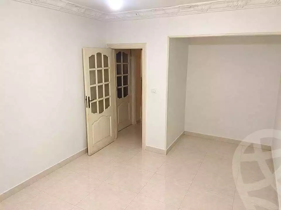 https://aqarmap.com.eg/ar/listing/6995350-for-sale-alexandria-sydy-bshr-sydy-bshr-bhry-gamal-abd-el-nasir-st