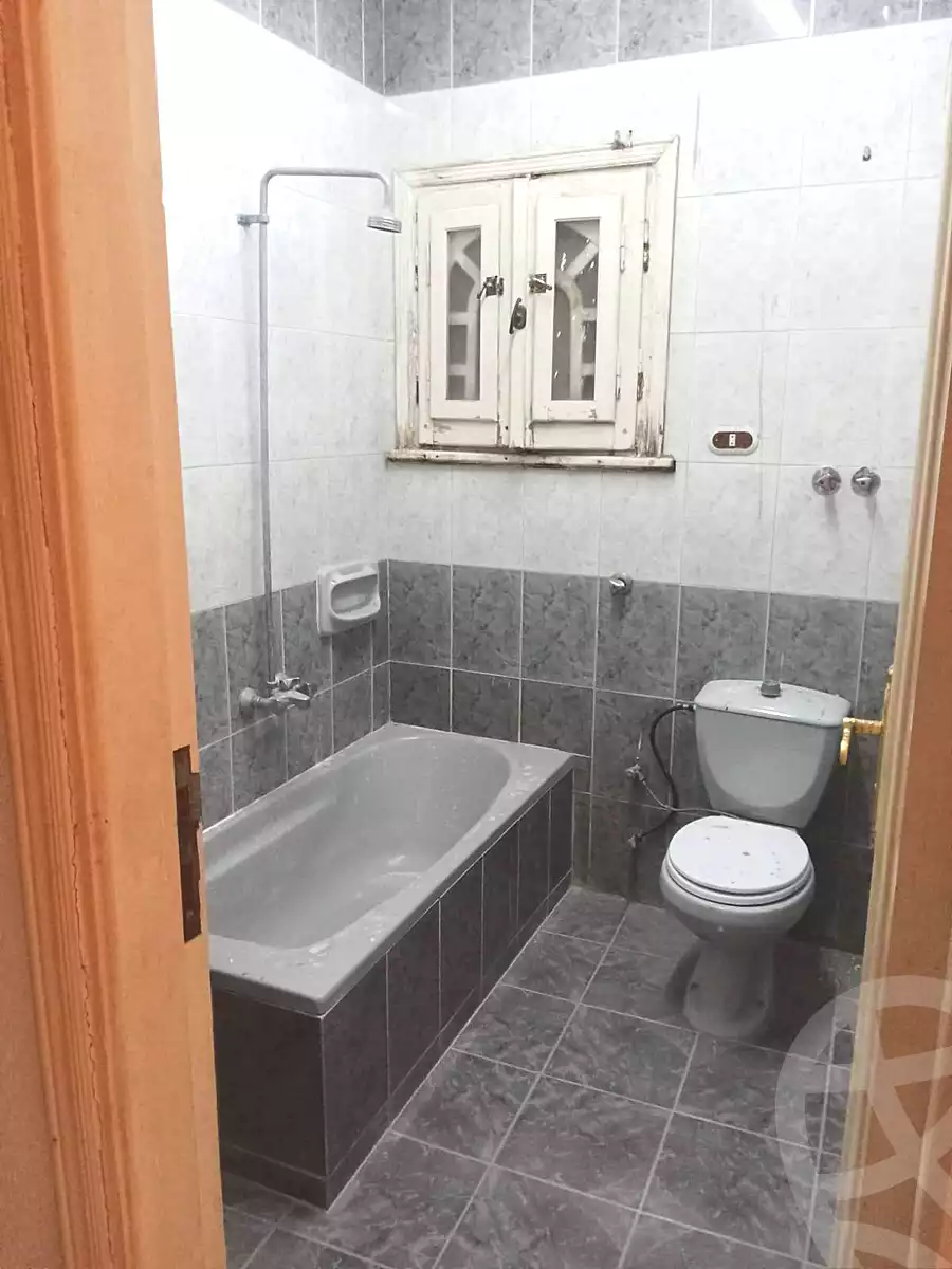 https://aqarmap.com.eg/ar/listing/6995499-for-sale-alexandria-al-agamy-lbytsh