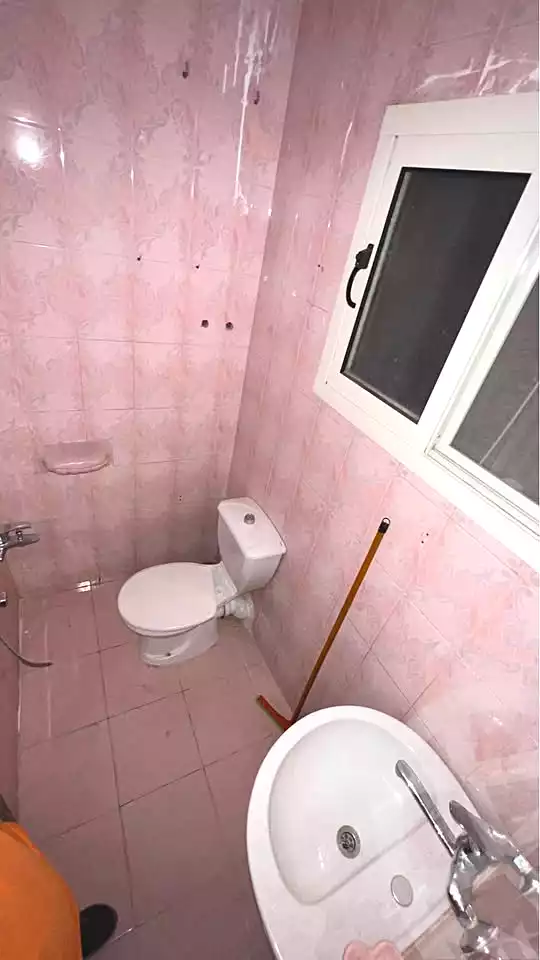https://aqarmap.com.eg/ar/listing/6995990-for-sale-alexandria-moharram-bey-el-amir-mostafa-st