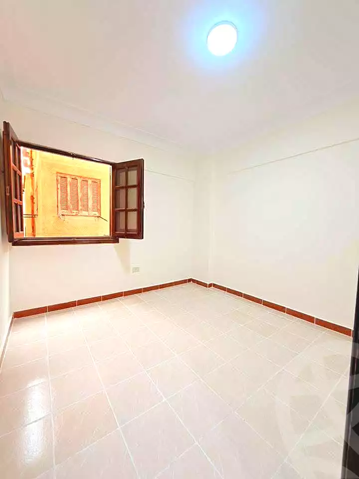 https://aqarmap.com.eg/ar/listing/6996344-for-sale-alexandria-al-agamy-shataa-el-nakheel