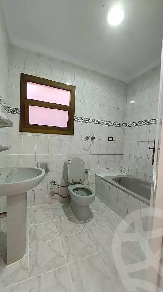 https://aqarmap.com.eg/ar/listing/6996422-for-sale-alexandria-al-agamy-shataa-el-nakheel