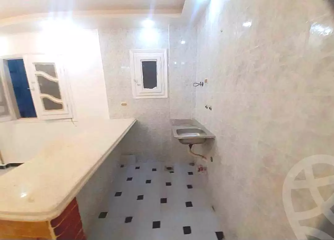 https://aqarmap.com.eg/ar/listing/6996544-for-sale-alexandria-al-agamy-shataa-el-nakheel-street-10