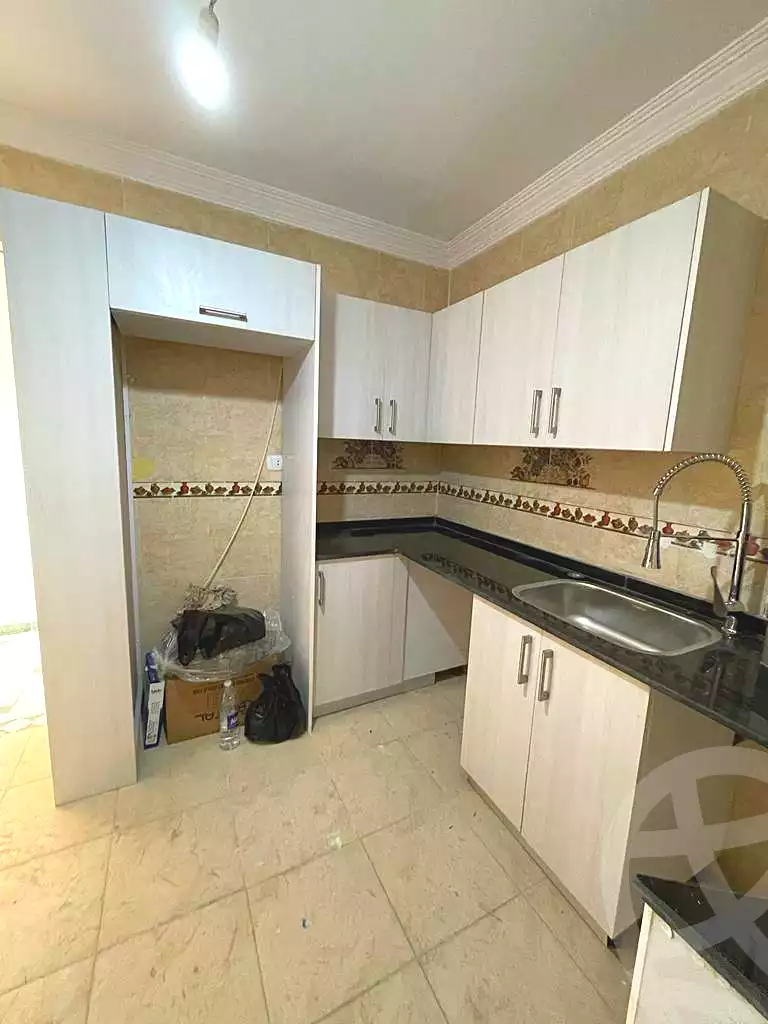 https://aqarmap.com.eg/en/listing/6996621-for-sale-cairo-helwan-azam-mosque-st
