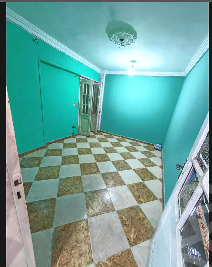 https://aqarmap.com.eg/en/listing/6996836-for-sale-cairo-helwan-helwan-el-sharkeya-khesro-basha-st