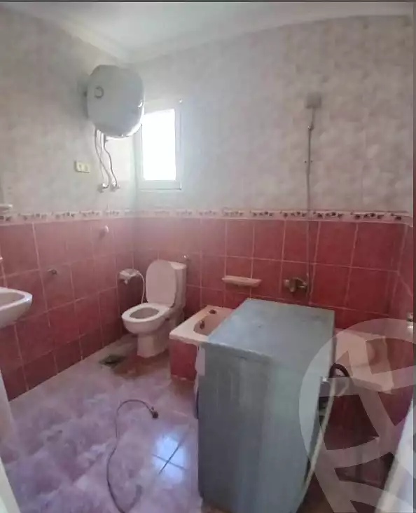 https://aqarmap.com.eg/en/listing/6997106-for-sale-alexandria-el-asafra-salman-el-farsi-st