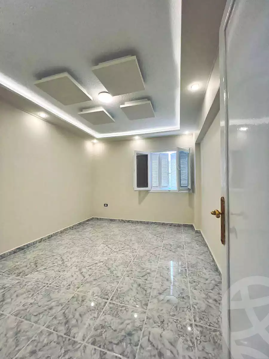 https://aqarmap.com.eg/ar/listing/6997406-for-sale-alexandria-al-agamy-shataa-el-nakheel