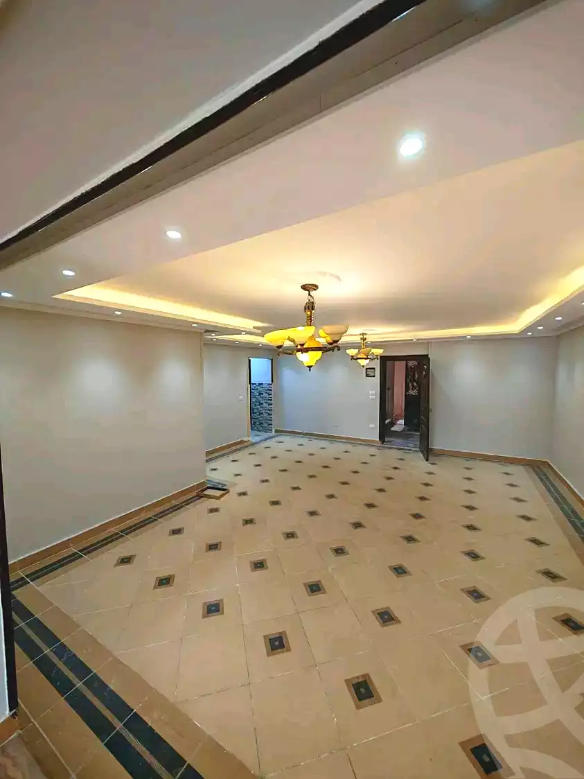 https://aqarmap.com.eg/en/listing/6997533-for-sale-cairo-helwan-ahmed-enci-st