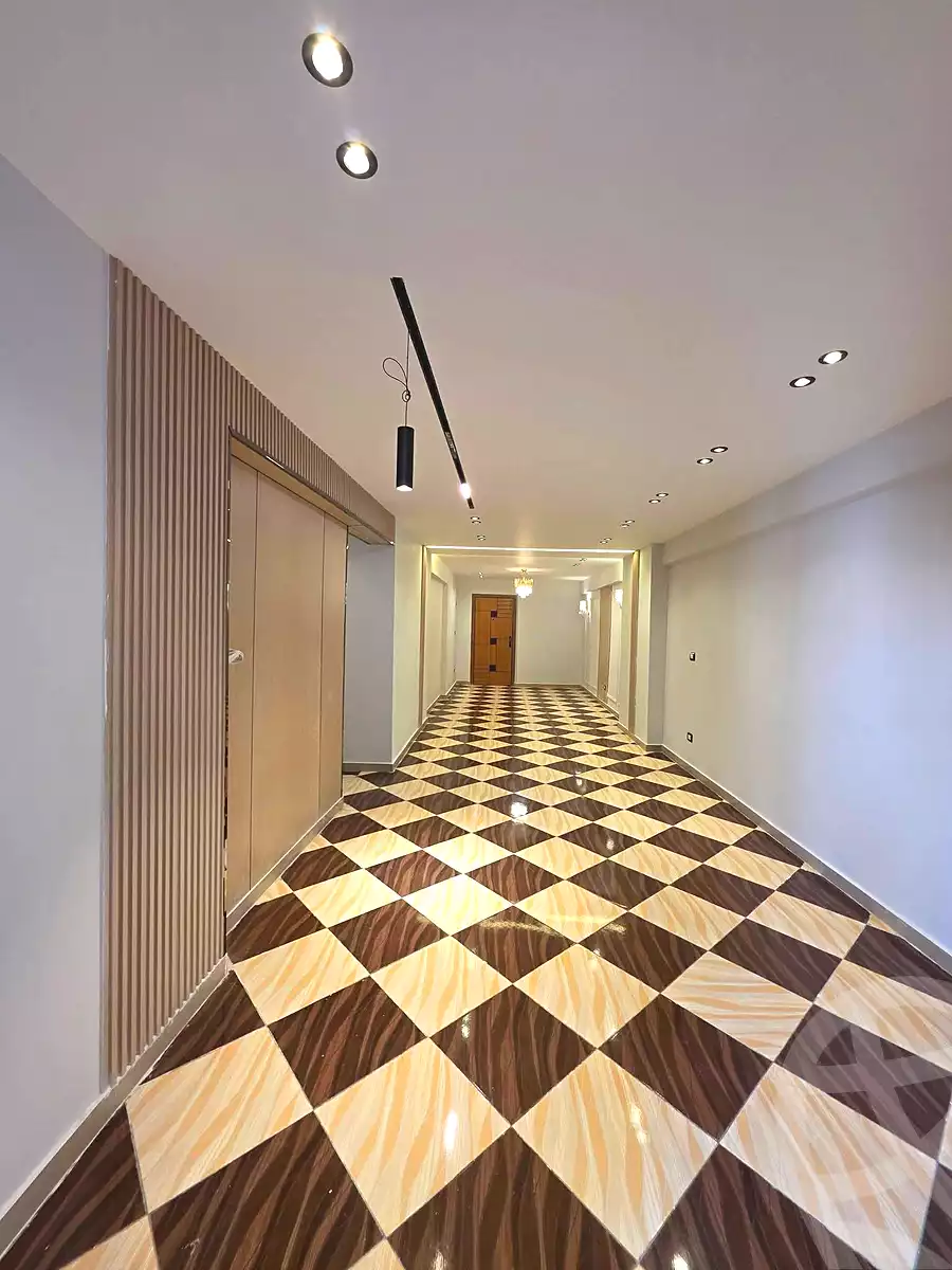 https://aqarmap.com.eg/ar/listing/6997677-for-sale-alexandria-sydy-bshr-sydy-bshr-bhry-shr-khld-bn-lwlyd