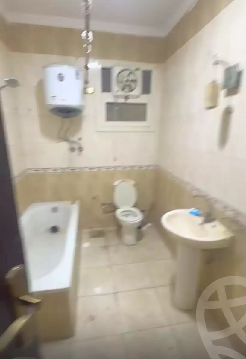 https://aqarmap.com.eg/en/listing/6997823-for-sale-cairo-faisal-el-taweaan-abd-allah-el-sharkawy-st