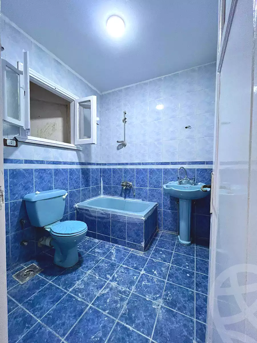 https://aqarmap.com.eg/ar/listing/6997957-for-sale-alexandria-al-agamy-shataa-el-nakheel