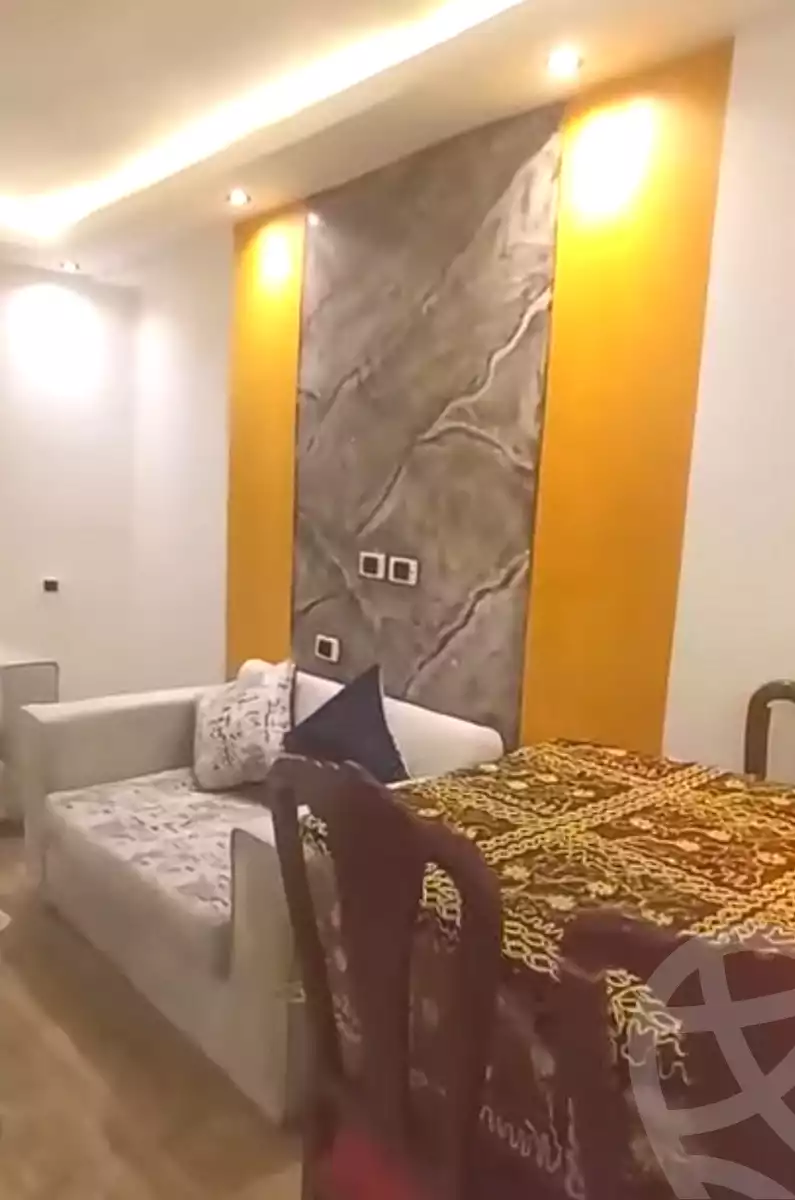 https://aqarmap.com.eg/ar/listing/6998040-for-sale-cairo-ain-shams-mnshy-lthryr