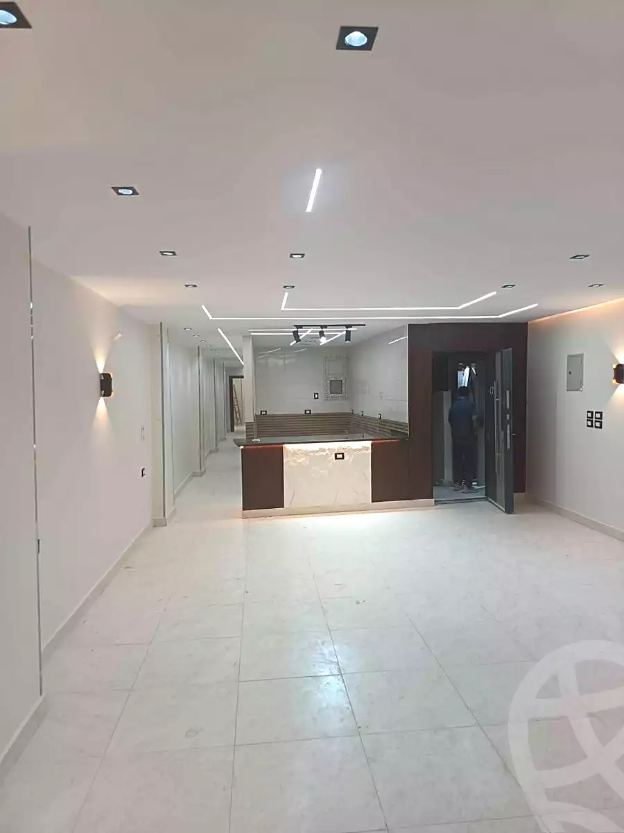 https://aqarmap.com.eg/ar/listing/6998071-for-sale-cairo-helwan-hadayek-helwan-nile-corniche-st