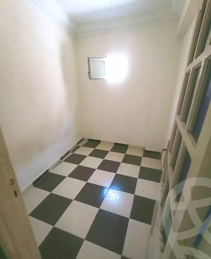https://aqarmap.com.eg/en/listing/6998179-for-sale-alexandria-lsywf-el-falki