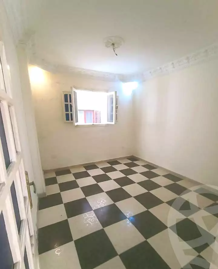 https://aqarmap.com.eg/en/listing/6998179-for-sale-alexandria-lsywf-el-falki