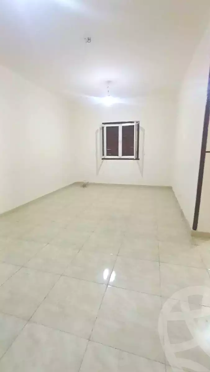 https://aqarmap.com.eg/ar/listing/6998854-for-sale-cairo-helwan-mostafa-fahmy-st