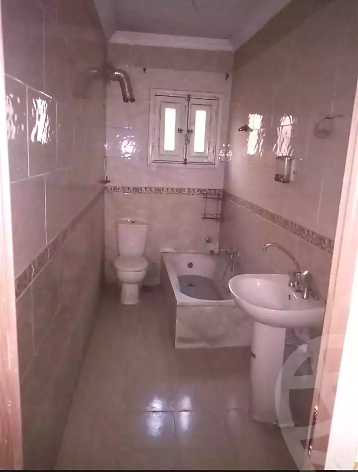 https://aqarmap.com.eg/ar/listing/6998810-for-rent-cairo-faisal-el-tawabeq-hamad-yassin-st