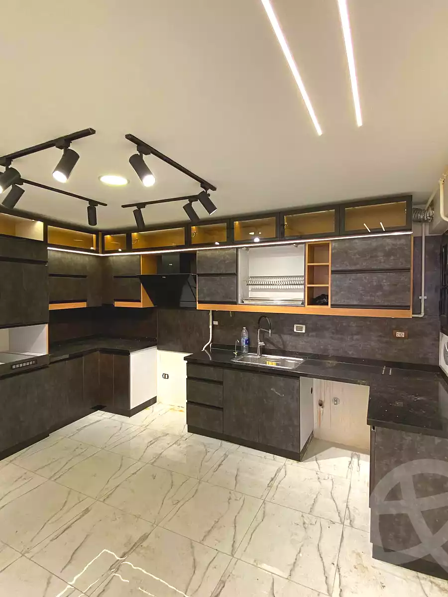 https://aqarmap.com.eg/en/listing/6998908-for-sale-alexandria-al-agamy-lbytsh-bianchiii