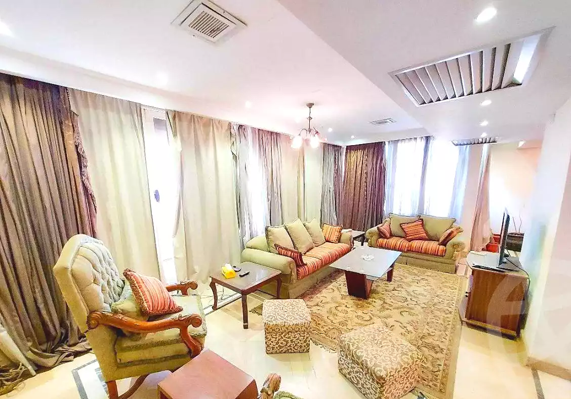 https://aqarmap.com.eg/ar/listing/6998913-for-sale-cairo-downtown-el-qasr-el-ayni