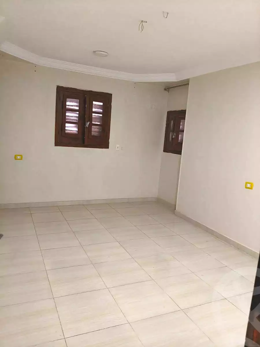 https://aqarmap.com.eg/ar/listing/6999181-for-sale-cairo-helwan-el-shareaa-el-sharby-st