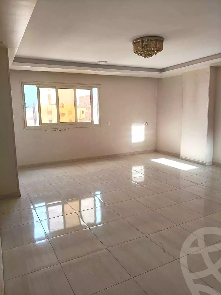 https://aqarmap.com.eg/ar/listing/6999706-for-sale-cairo-helwan-el-shareaa-el-sharby-st