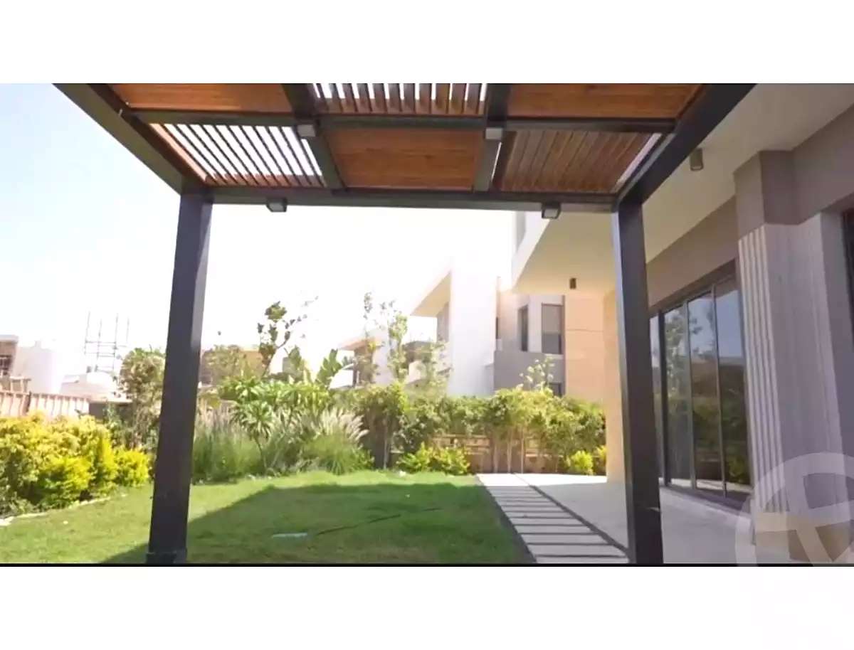 https://aqarmap.com.eg/ar/listing/6999956-for-sale-cairo-new-cairo-compounds-zyd-yst