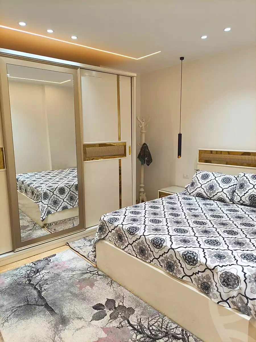 https://aqarmap.com.eg/ar/listing/7000241-for-rent-cairo-el-haram-shareaa-fatma-roshdy