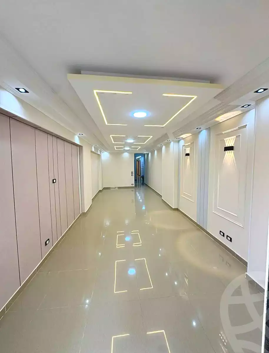 https://aqarmap.com.eg/ar/listing/7000662-for-sale-alexandria-sydy-bshr-sydy-bshr-bhry-shr-mhmwd-l-yswy