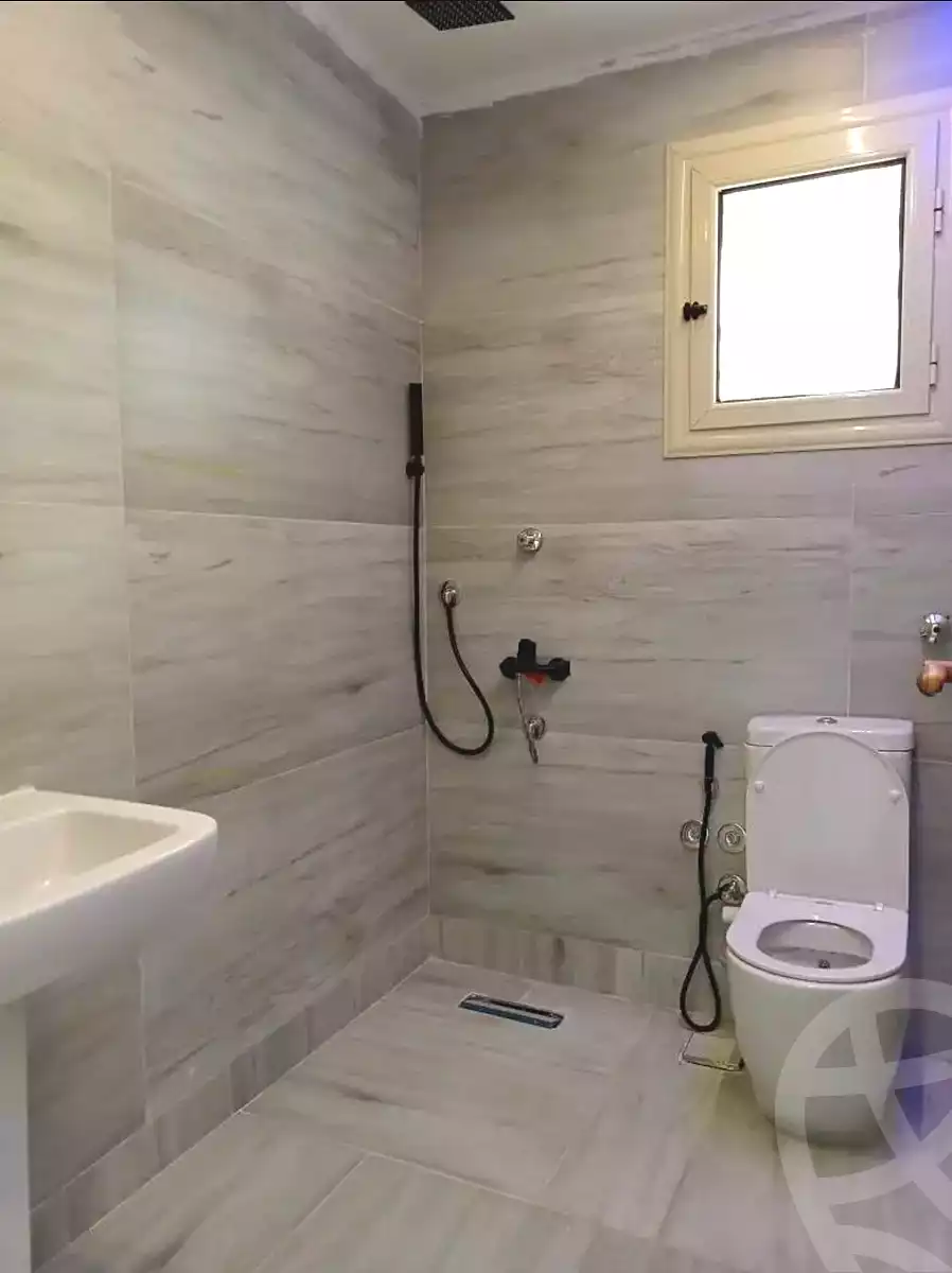 https://aqarmap.com.eg/ar/listing/7000682-for-sale-alexandria-el-asafra-l-sfr-bhry